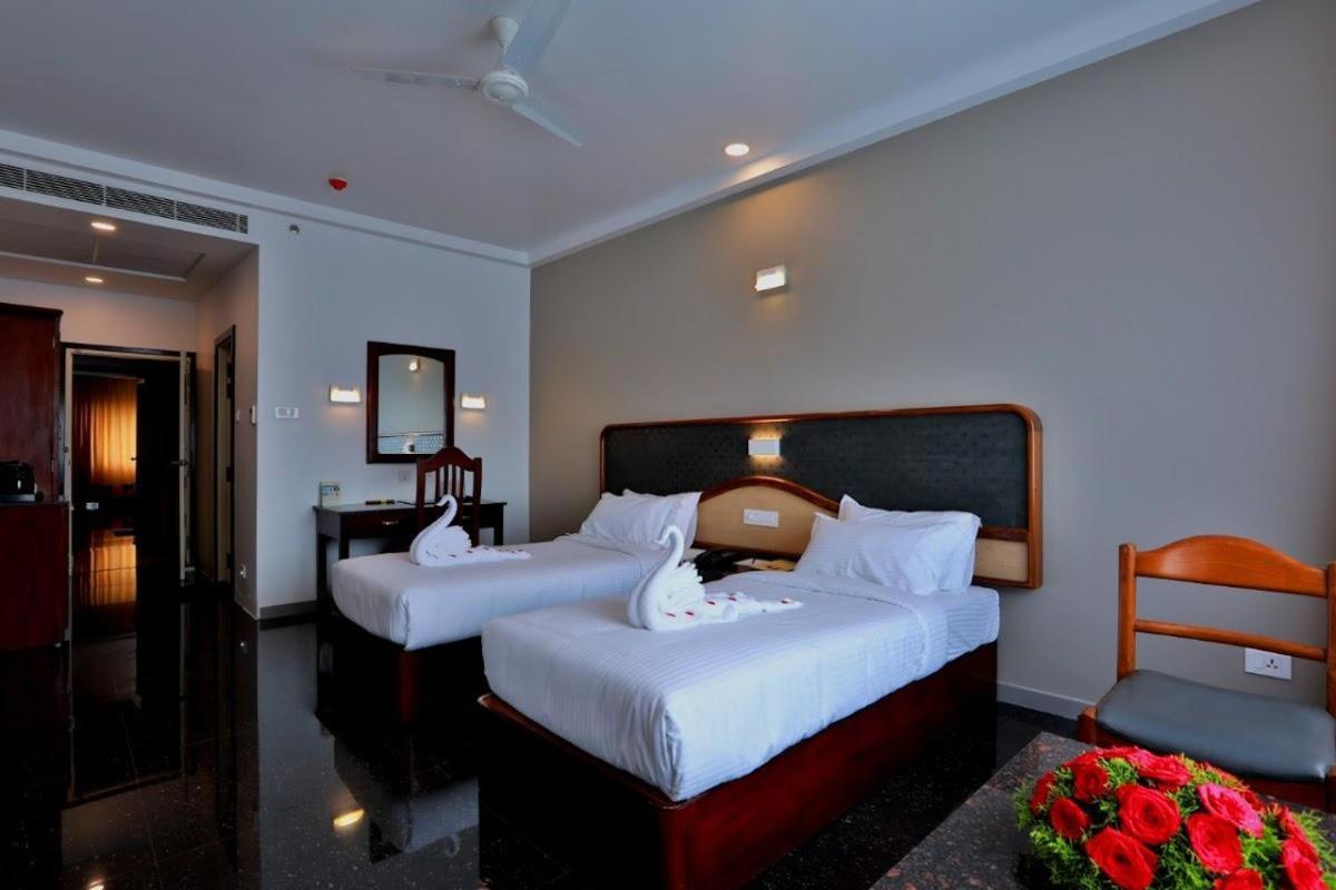 Lemongrass Inn Munnar Anachal المظهر الخارجي الصورة